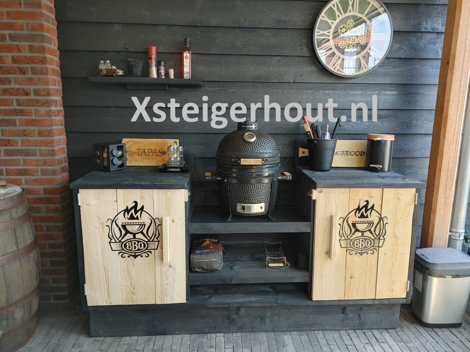 Buitenkeuken bbq meubel steigerhout