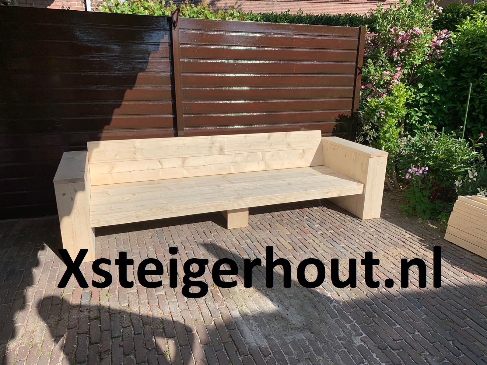 Steigerhout loungebank groot met ondersteuning onder de zitting